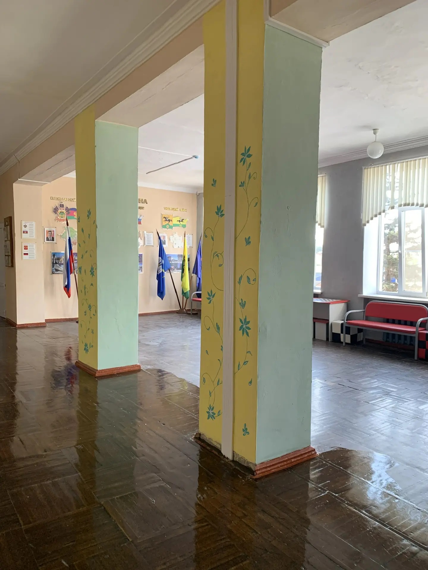 Фотографии школы.